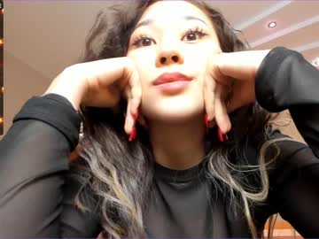latina cam girl myon_yun image #713314