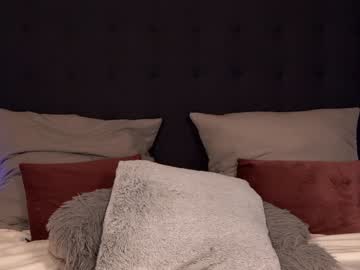 latina cam girl hotbella_ image #2346498