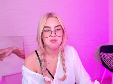 latina cam girl 8a8y_nura image #944237