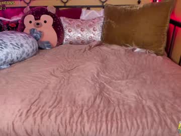 latina cam girl daydreamur_gurl image #670923