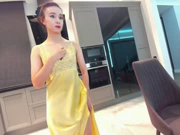 latina cam girl ehotlovea image #3952432