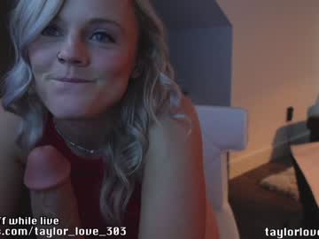 latina cam girl taylor_love_303 image #2816143