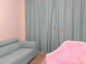 latina cam girl elaanna image #2849580