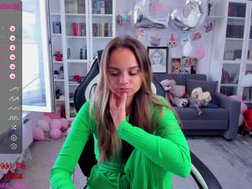 latina cam girl misss_vikki image #1600747