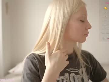 latina cam girl pureangeldolores image #4404818