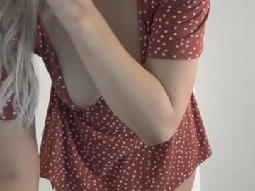 latina cam girl english_rose__ image #2006554