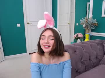 latina cam girl adelewilson__ image #714600