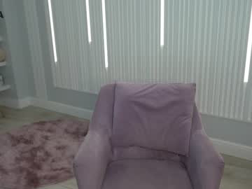 latina cam girl mia_devill image #1615419