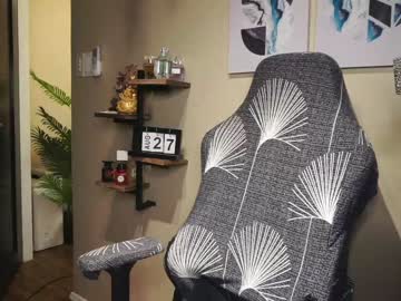 latina cam girl _lyza_ image #3402150