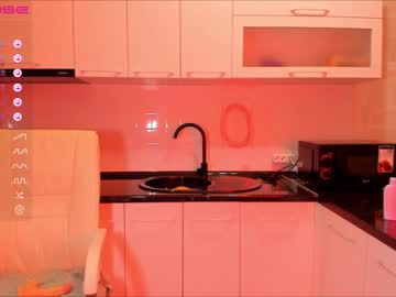 latina cam girl maeve_min image #2198667