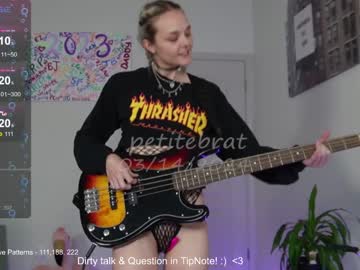 latina cam girl petitebrat image #4360112