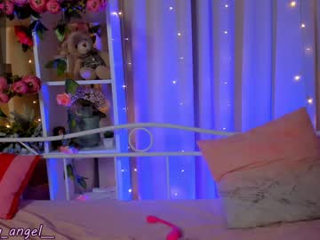 latina cam girl annbarby image #357480