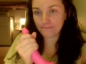 latina cam girl sunset1414 image #3776457