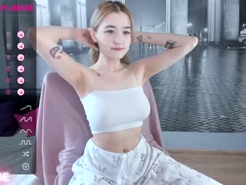 latina cam girl eve_woods image #1537747