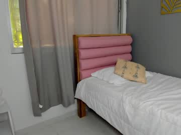 latina cam girl roberta_lipa image #1573547