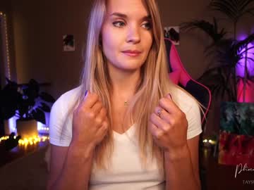 latina cam girl phoenix_taylor image #18748