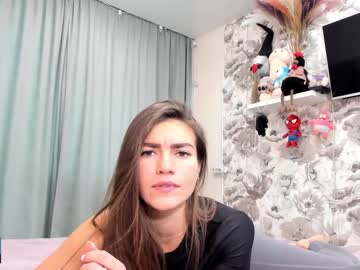 latina cam girl joconda image #3924025
