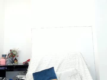 latina cam girl hotfallingdevil image #2706321
