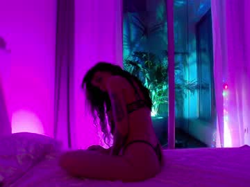latina cam girl immature_babyy image #1919725