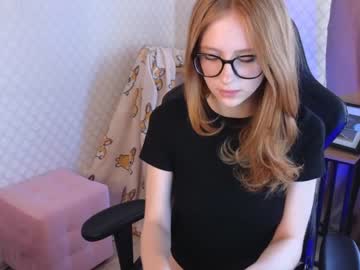 latina cam girl plastic_beach image #3810037