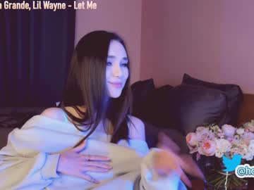 latina cam girl hollyextra image #1458562