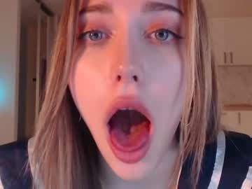 latina cam girl uwuxo image #342258