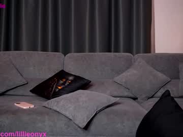 latina cam girl lillieonyx image #1056030