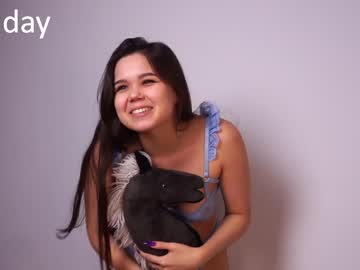 latina cam girl helenmoors image #3860269