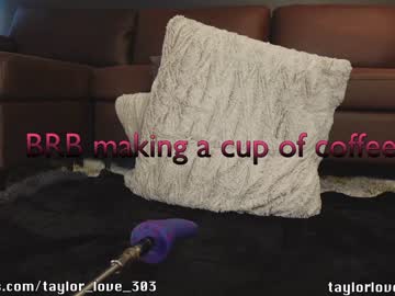 latina cam girl taylor_love_303 image #2926050