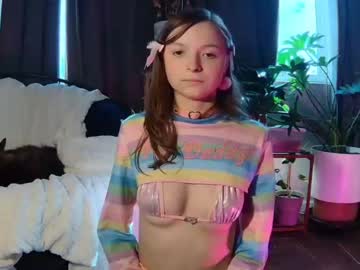 latina cam girl elenafealy image #3821965