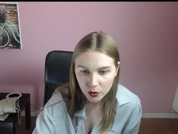 nextdoorgir_l latina cam