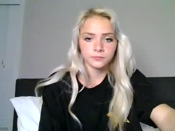 latina cam girl peytonperks image #1446019