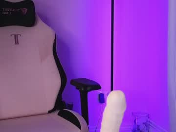 latina cam girl strawberryjamx image #2566870