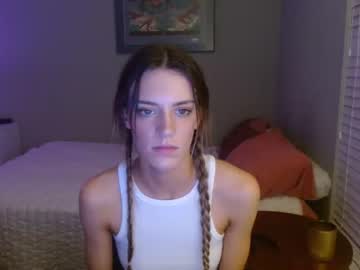 latina cam girl emmmafox14 image #2991721