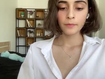 latina cam girl crown_of_vice01 image #3503763