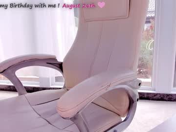 latina cam girl miss_diamond__ image #1662241