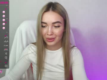 latina cam girl yourvirusqueen_ image #1493489