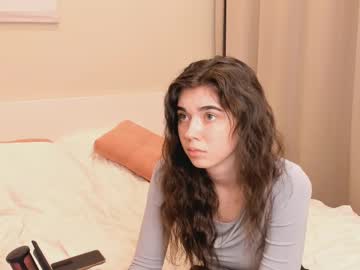 katiebarfield latina cam