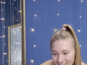 latina cam girl teonasafina__ image #2281021