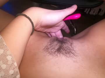 latina cam girl juicyandthepussyblvd image #2492682