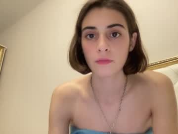 latina cam girl crown_of_vice01 image #1960499
