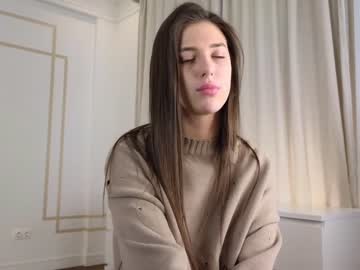 latina cam girl lucettaangwin image #4169671