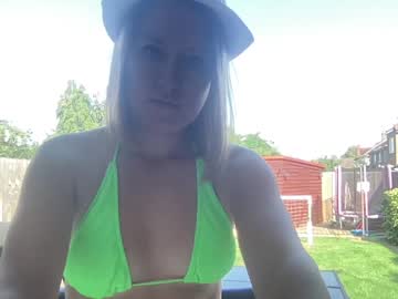 latina cam girl eatmypie69 image #3456514