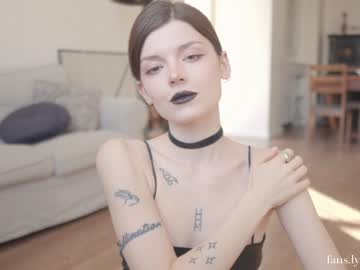 latina cam girl auddicted image #1971291