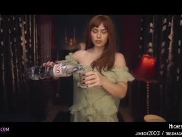 latina cam girl lucieoude_ image #1047831