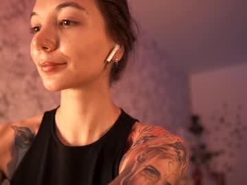latina cam girl kronniekray image #663377
