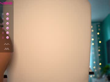latina cam girl _maybelin_ image #976809