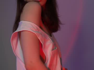 latina cam girl bb_jett image #3377881