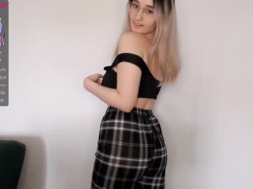 latina cam girl annamooree image #2821080