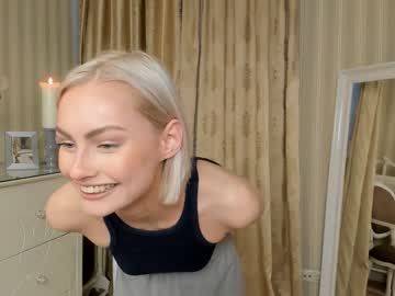 latina cam girl nicolekitman image #3925551